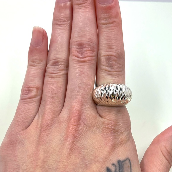 Jewelry - Vintage 925 Sterling Silver Stamped Faceted Dome Ring